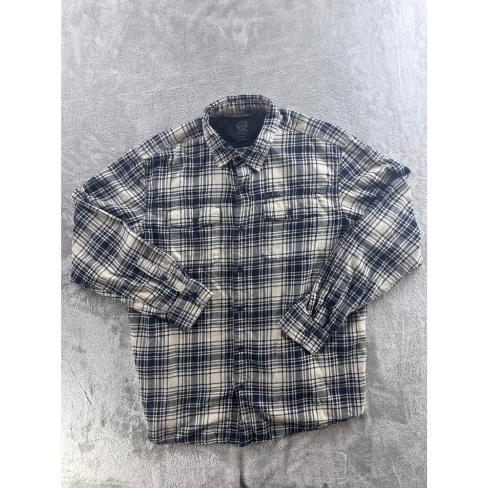 Wrangler ATG Flannel Shirt Mens XL‎ Plaid Outdoor Hiking Workwear Button Up